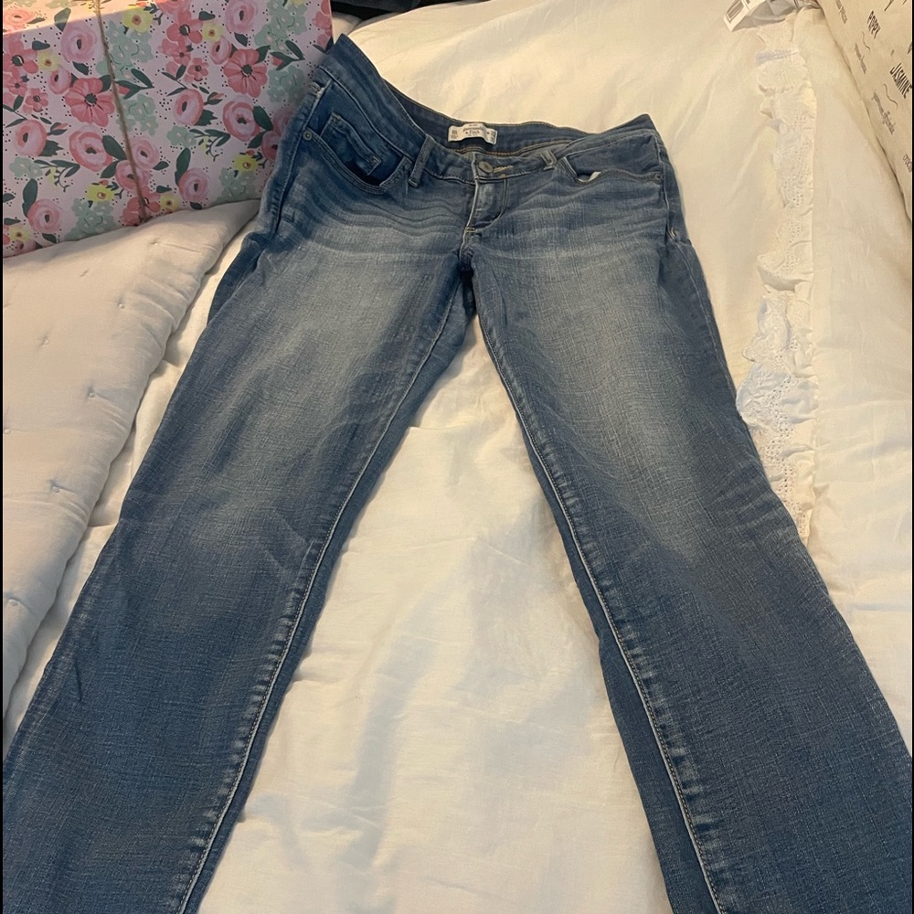 A & F Jean